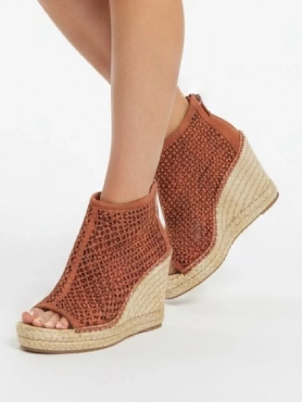Vince Camuto Lereena Leather Wedge Sandals – Women’s Size 8M – Never Worn